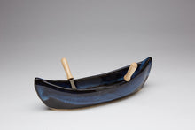 Load image into Gallery viewer, Maxwell Pottery - Canoe Dip Pot
